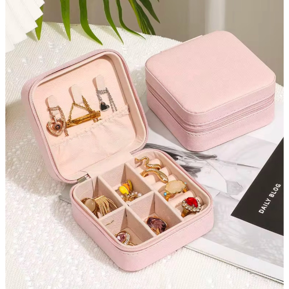 Jewelry travel organizer- Red - Picture 6 of 7